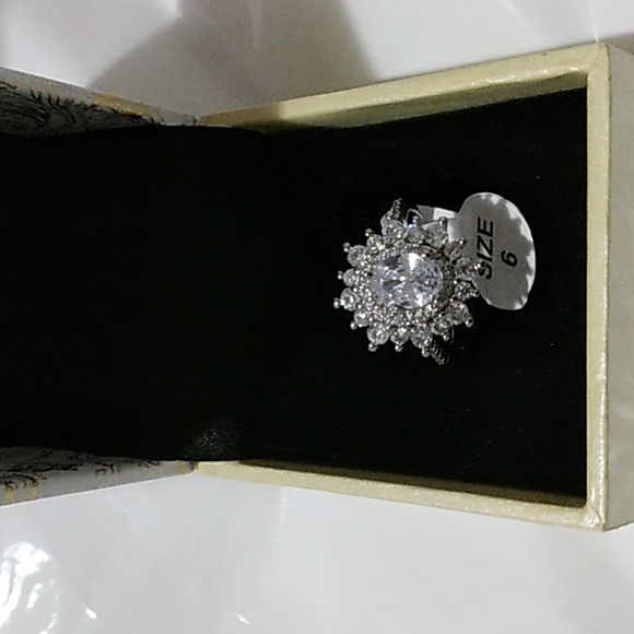 Ring - Picture 1 of 1